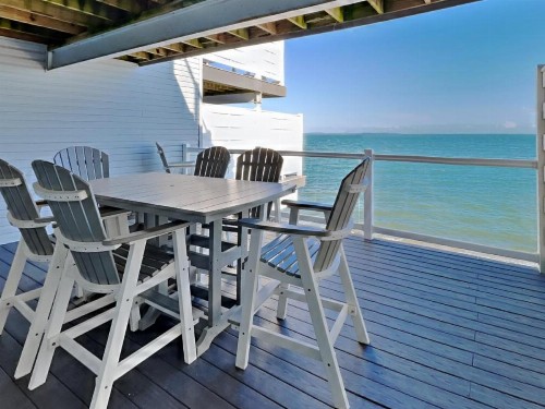 Put-In-Bay Waterfront Condo #108 - image 32
