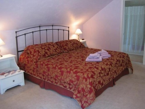 Ahoy Inn Guesthouse - image 13