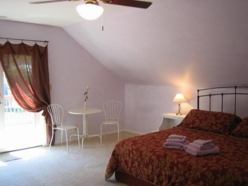 Ahoy Inn Guesthouse - image 6