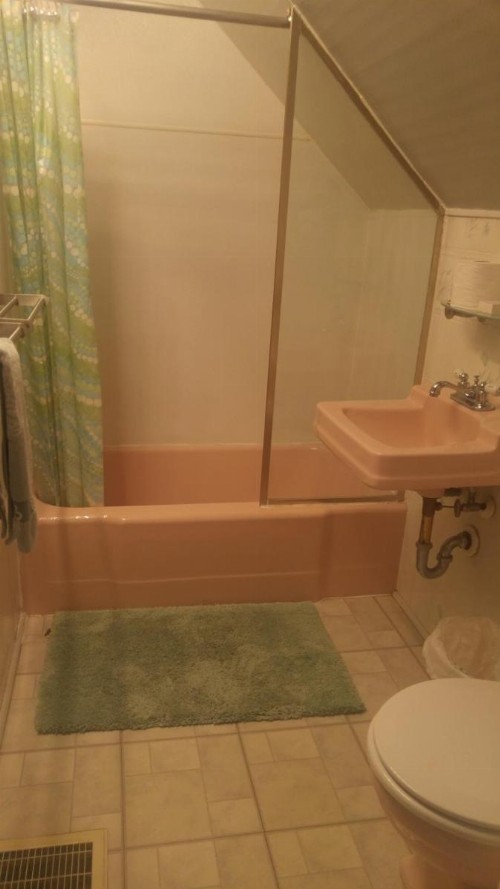Aunt Jane's Guest House - image 15