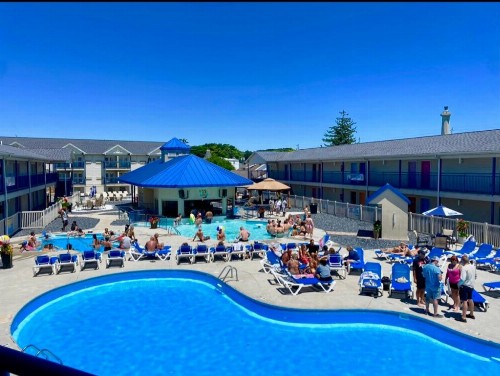 Islander Inn - image 42