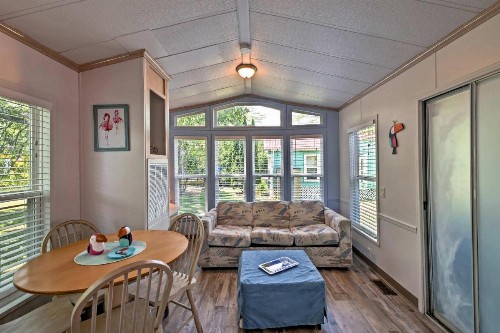 Middle Bass Island Home-Pool and Hot Tub Access! - image 12