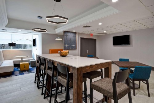 Hampton Inn NY-JFK - image 15
