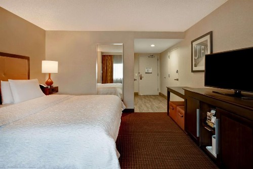 Hampton Inn NY-JFK - image 29