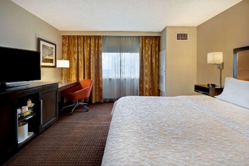 Hampton Inn NY-JFK - image 34