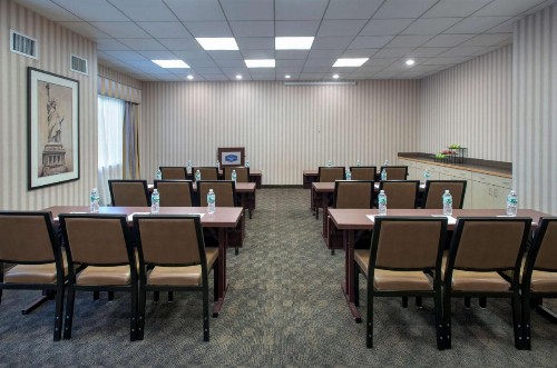 Hampton Inn NY-JFK - image 42