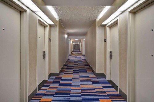 Hampton Inn NY-JFK - image 44