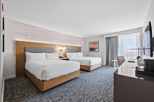 Radisson Hotel JFK Airport - image 11