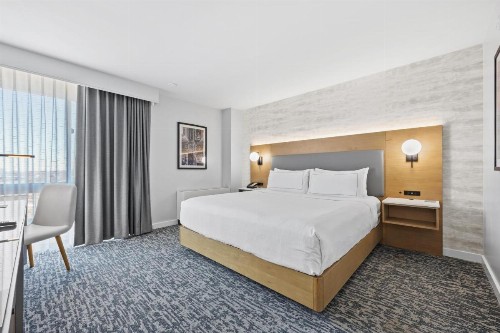 Radisson Hotel JFK Airport - image 22