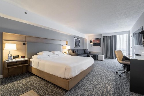 Radisson Hotel JFK Airport - image 27