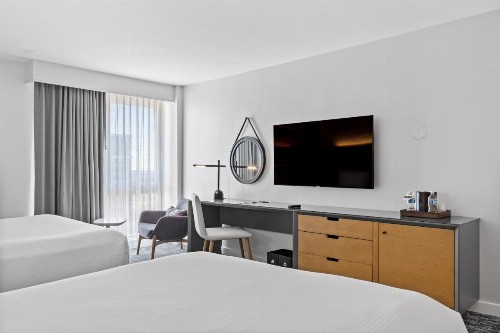 Radisson Hotel JFK Airport - image 39