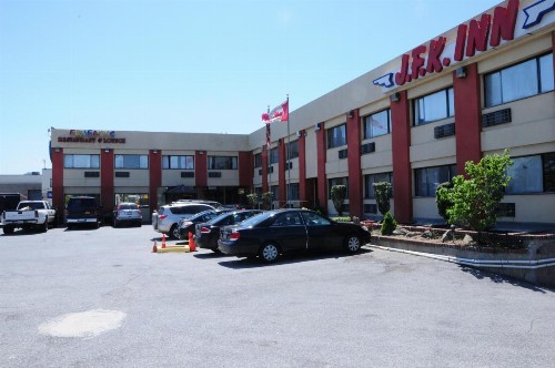 JFK Inn - image 2
