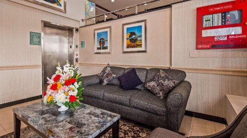 Best Western Kennedy Airport - image 16