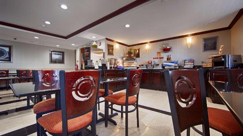 Best Western Kennedy Airport - image 6