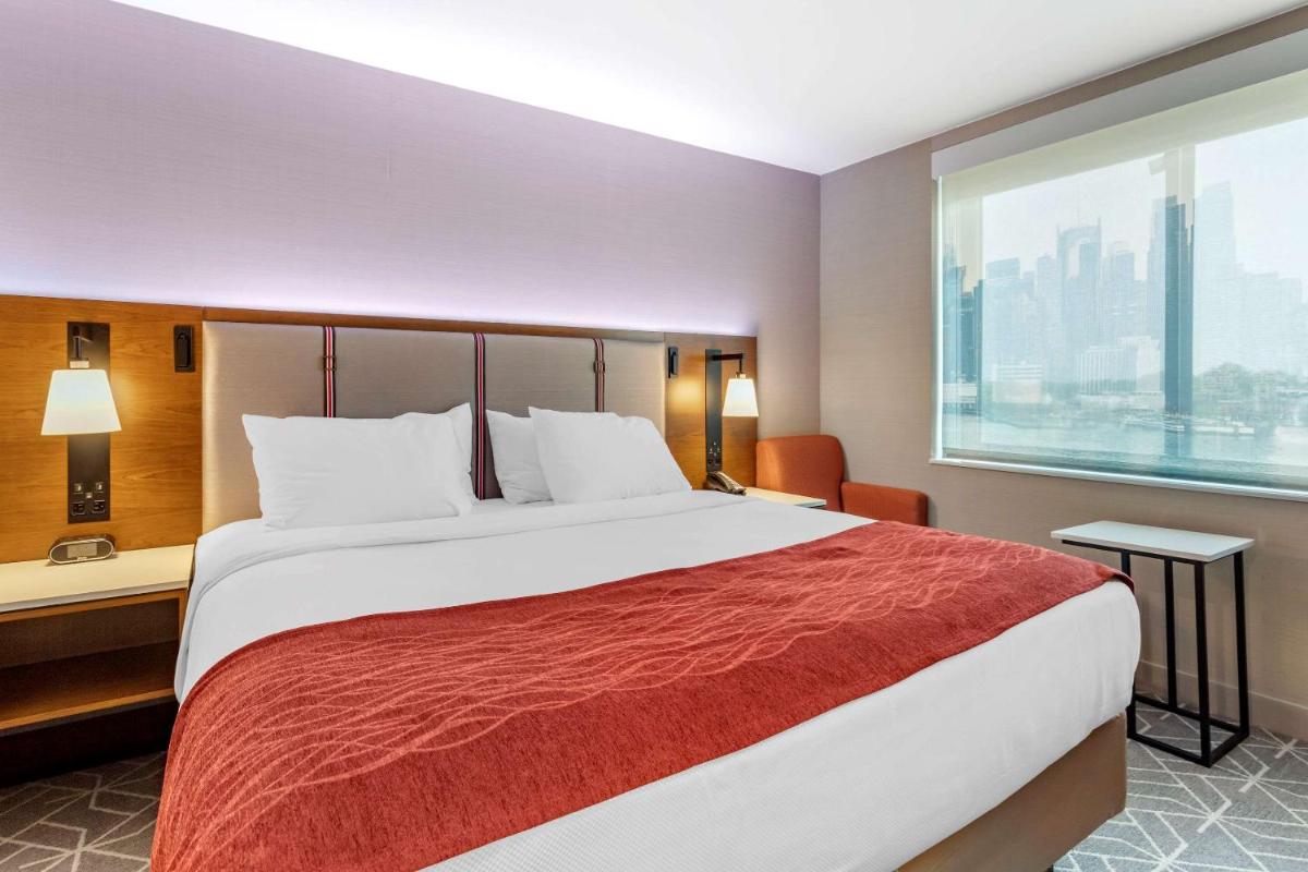 Comfort Inn JFK Airport - image 3