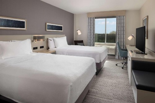 Hilton Garden Inn Queens/JFK - image 24