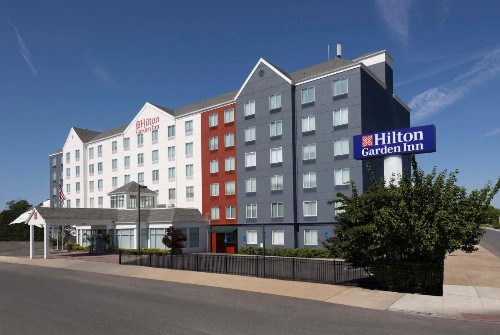 Hilton Garden Inn Queens/JFK - image 4