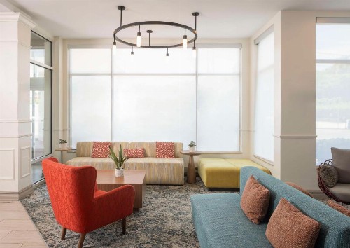 Hilton Garden Inn Queens/JFK - image 9