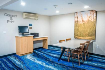 Fairfield Inn by Marriott JFK Airport - image 14
