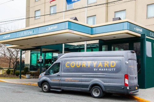 Courtyard by Marriott New York JFK Airport - image 24