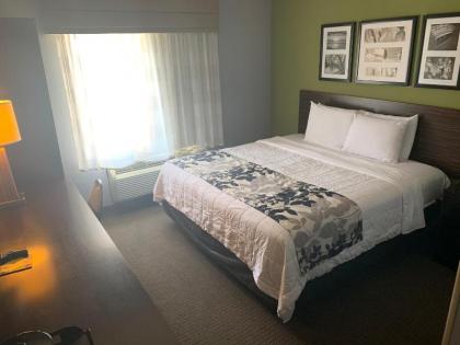 Cresthaven Inn JFK - image 9