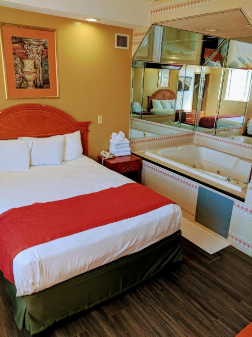 Jets Motor Inn - image 1