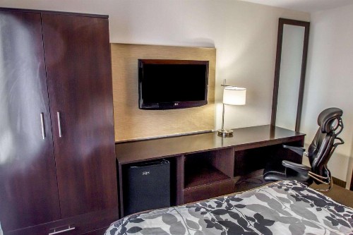 Sleep Inn JFK Airport Rockaway Blvd Jamaica - image 15