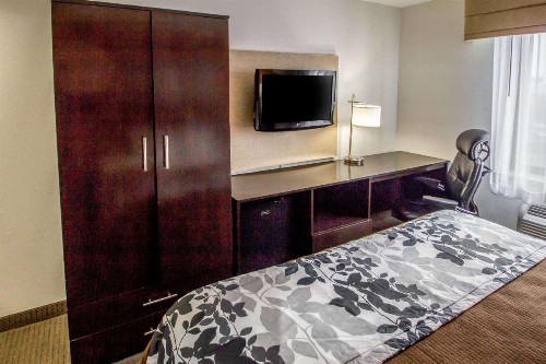 Sleep Inn JFK Airport Rockaway Blvd Jamaica - image 24