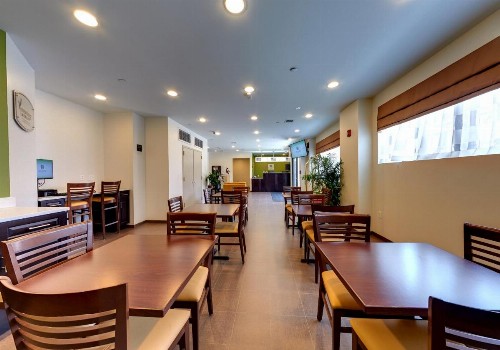 Hillside Hotel - image 7