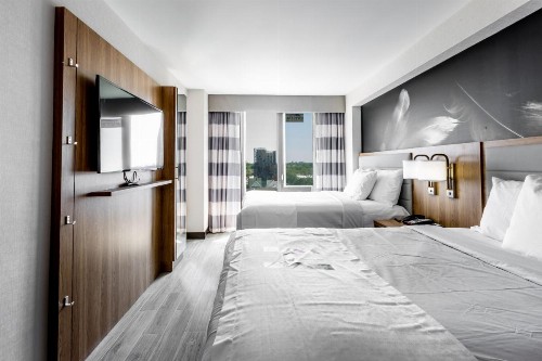 Hotel Ninety Five - JFK Airport
