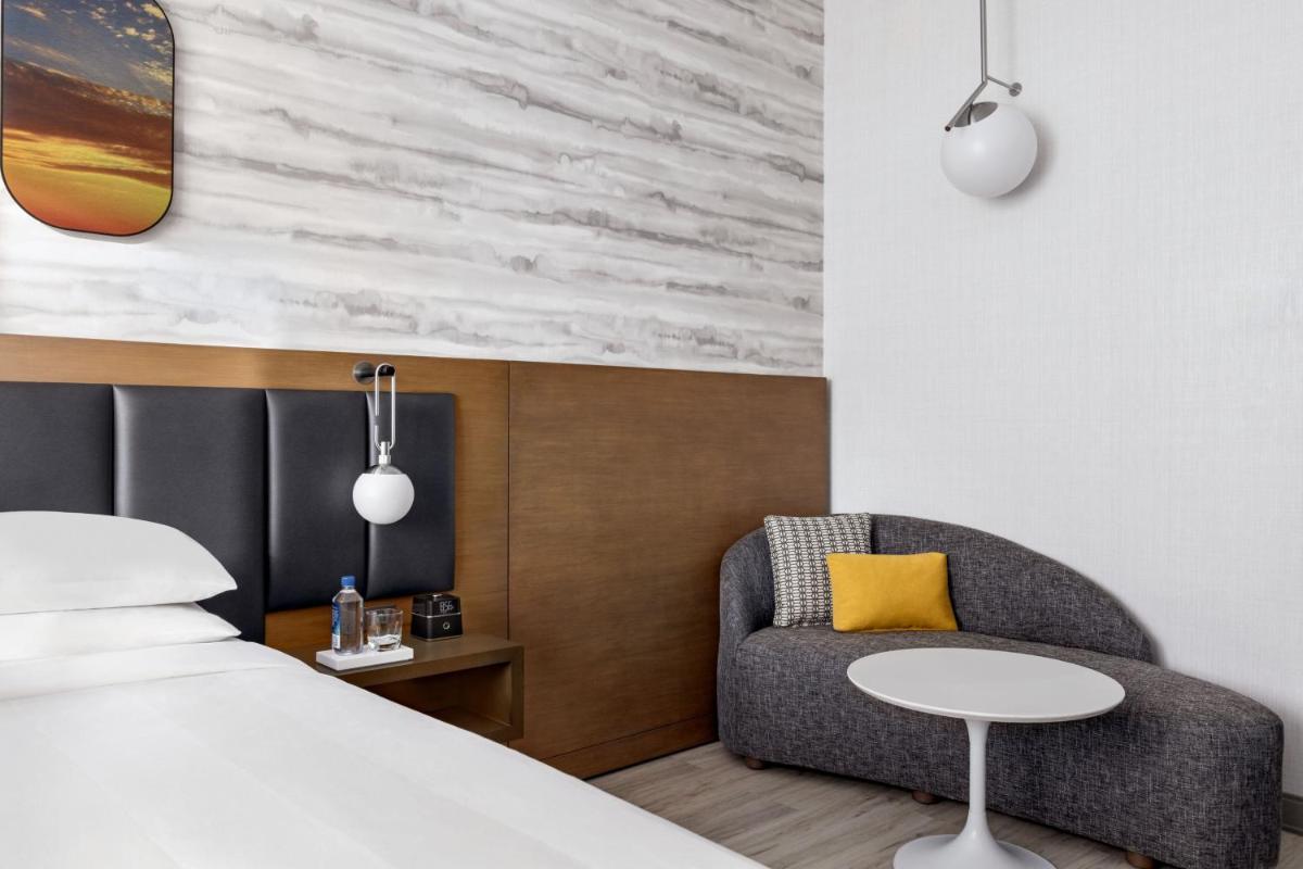 Marriott New York JFK Airport - image 6
