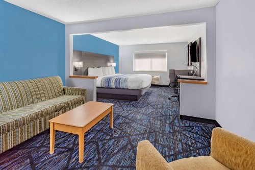 Comfort Inn Quincy - image 33
