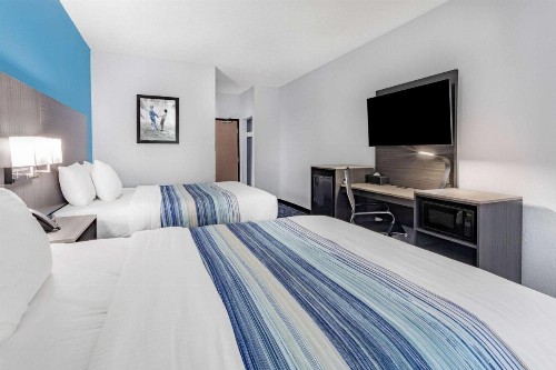 Comfort Inn Quincy - image 35