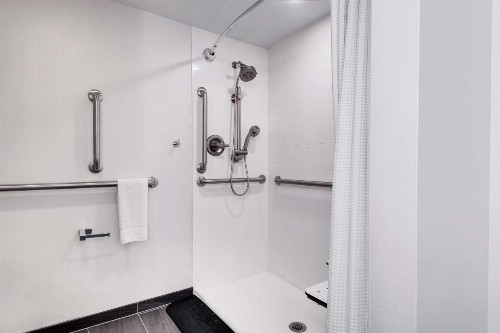 Embassy Suites Raleigh - Crabtree - image 38