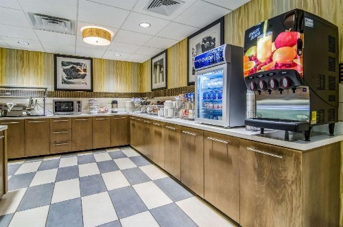 Comfort Inn Raleigh Midtown - image 12