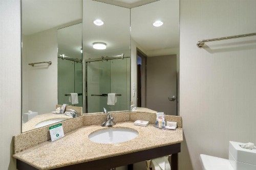 Comfort Inn Raleigh Midtown - image 25