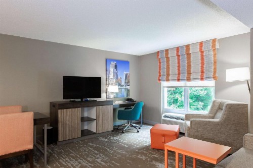 Hampton Inn & Suites Raleigh/Cary I-40 (PNC Arena) - image 41