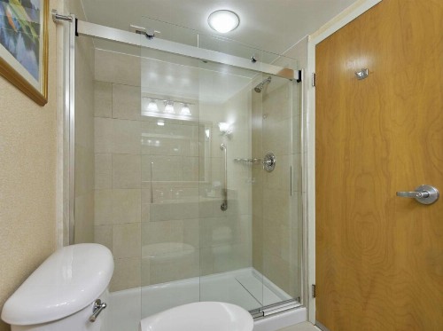 Hilton Raleigh North Hills - image 25