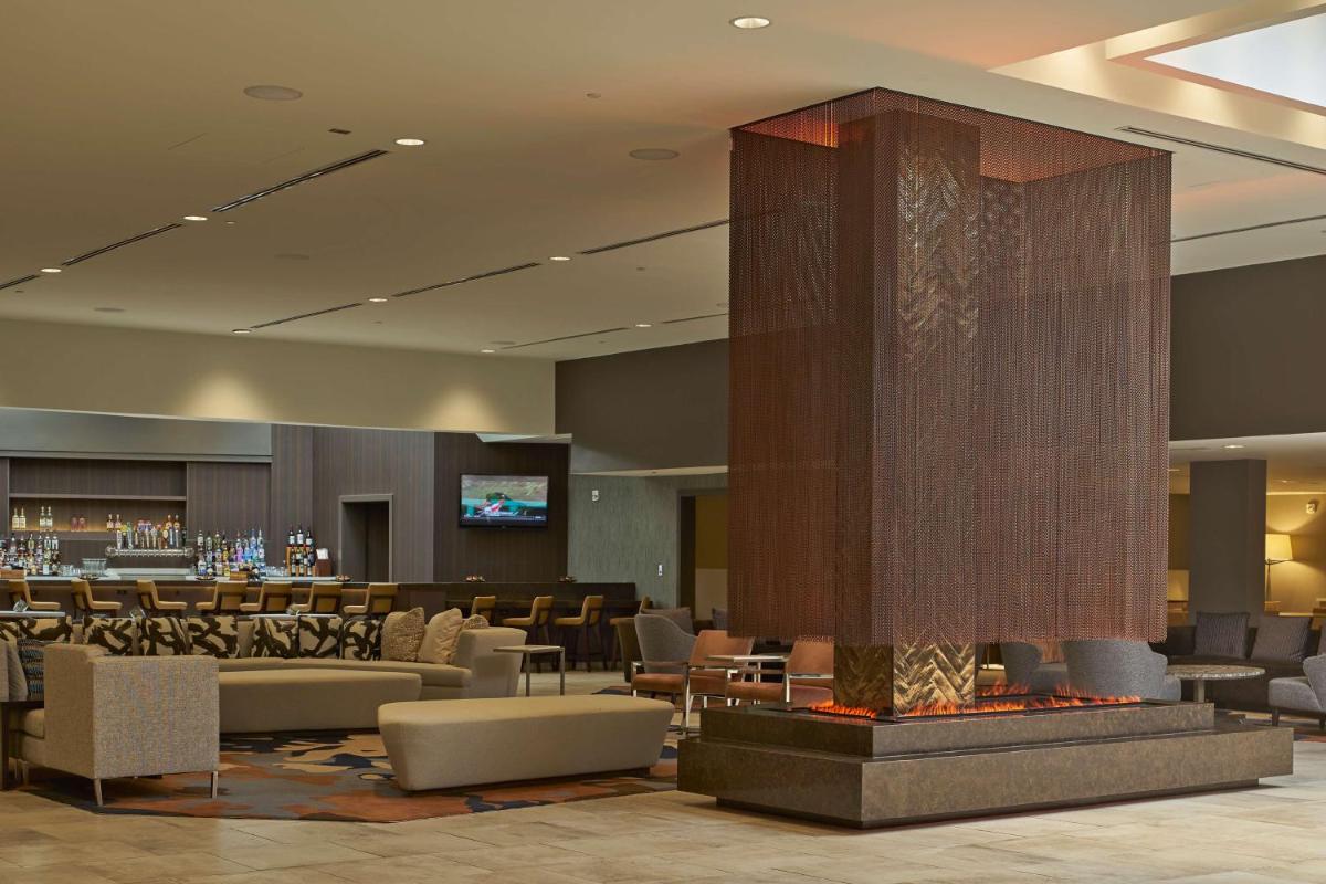 Hilton Raleigh North Hills - image 3