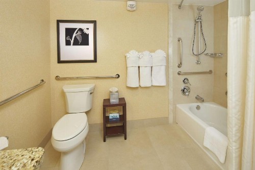Hilton Raleigh North Hills - image 47