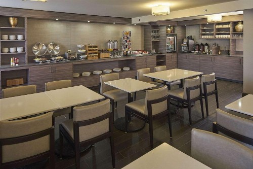 Hilton Raleigh North Hills - image 7