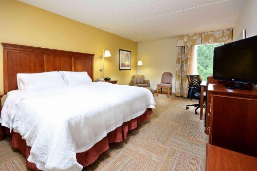 Hampton Inn Raleigh-Capital Boulevard North - image 15