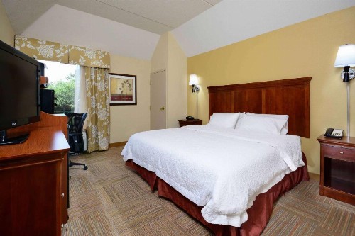 Hampton Inn Raleigh-Capital Boulevard North - image 23