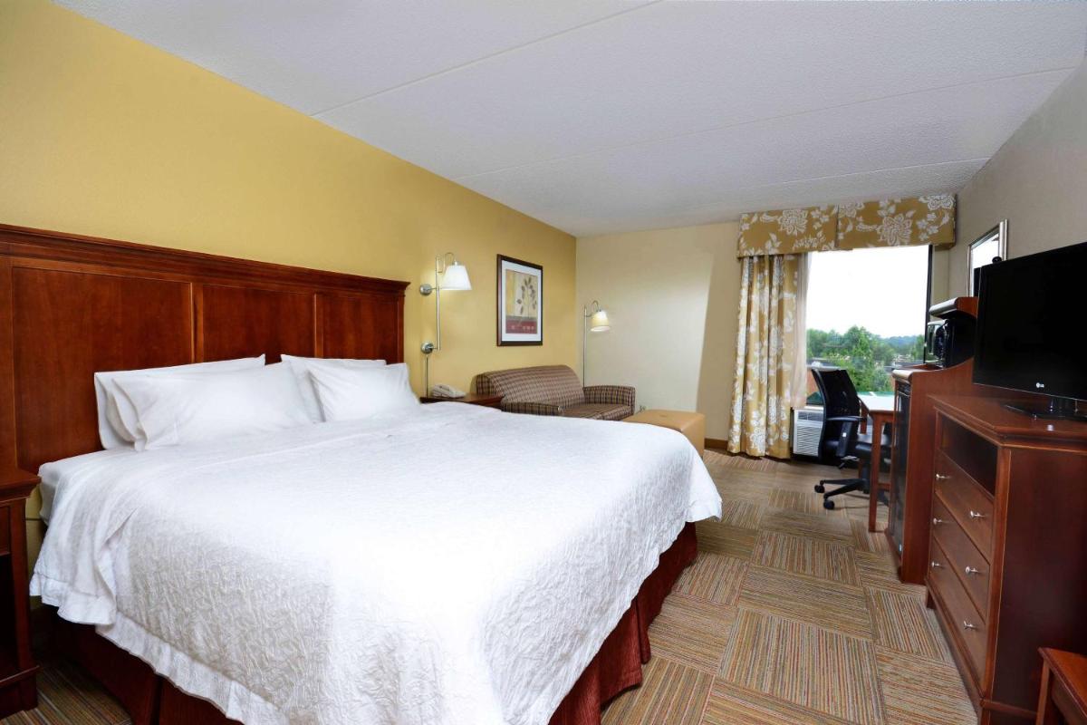 Hampton Inn Raleigh-Capital Boulevard North - image 7