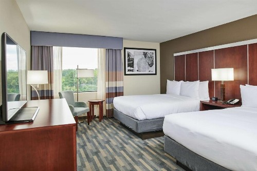 Doubletree By Hilton Raleigh Crabtree Valley - image 8