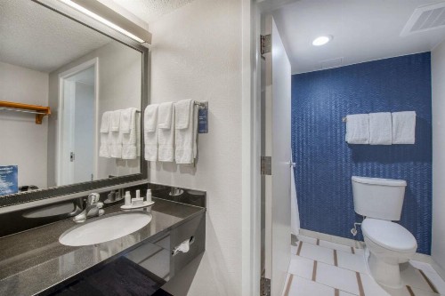 Fairfield Inn & Suites Raleigh Crabtree Valley - image 23