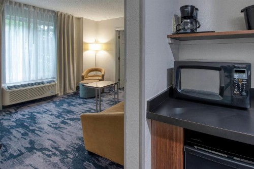 Fairfield Inn & Suites Raleigh Crabtree Valley - image 41