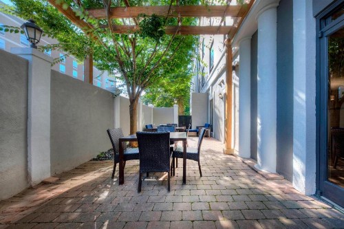 Courtyard Raleigh Crabtree Valley - image 23