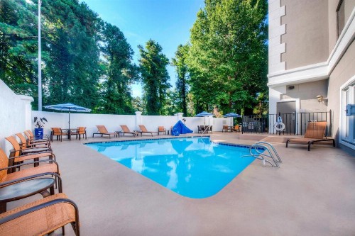 Courtyard Raleigh Crabtree Valley - image 26