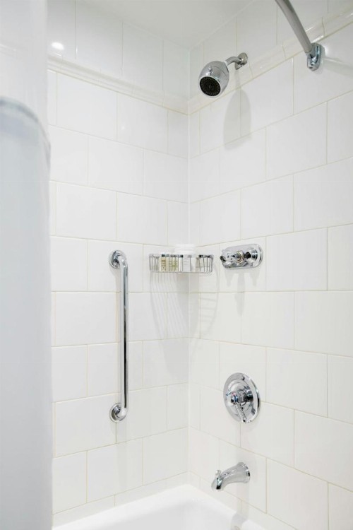 Renaissance Raleigh North Hills Hotel - image 39